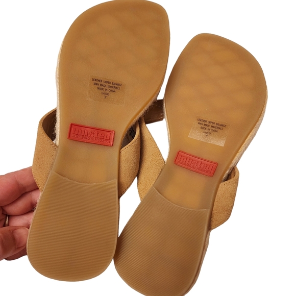 Floral and Butterfly Espadrille Thong Sandals  Size 7 NWOT - Picture 7 of 8